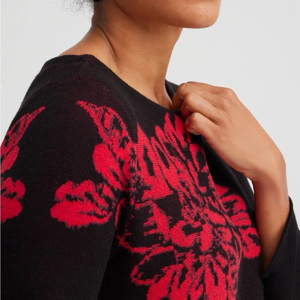 Chico's Womens Black Red Floral Tunic Sweater Pullover Size 2, US L - Picture 2 of 7